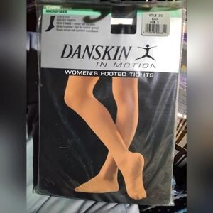 Danskin 212 Matt Black Dance Tights NWT